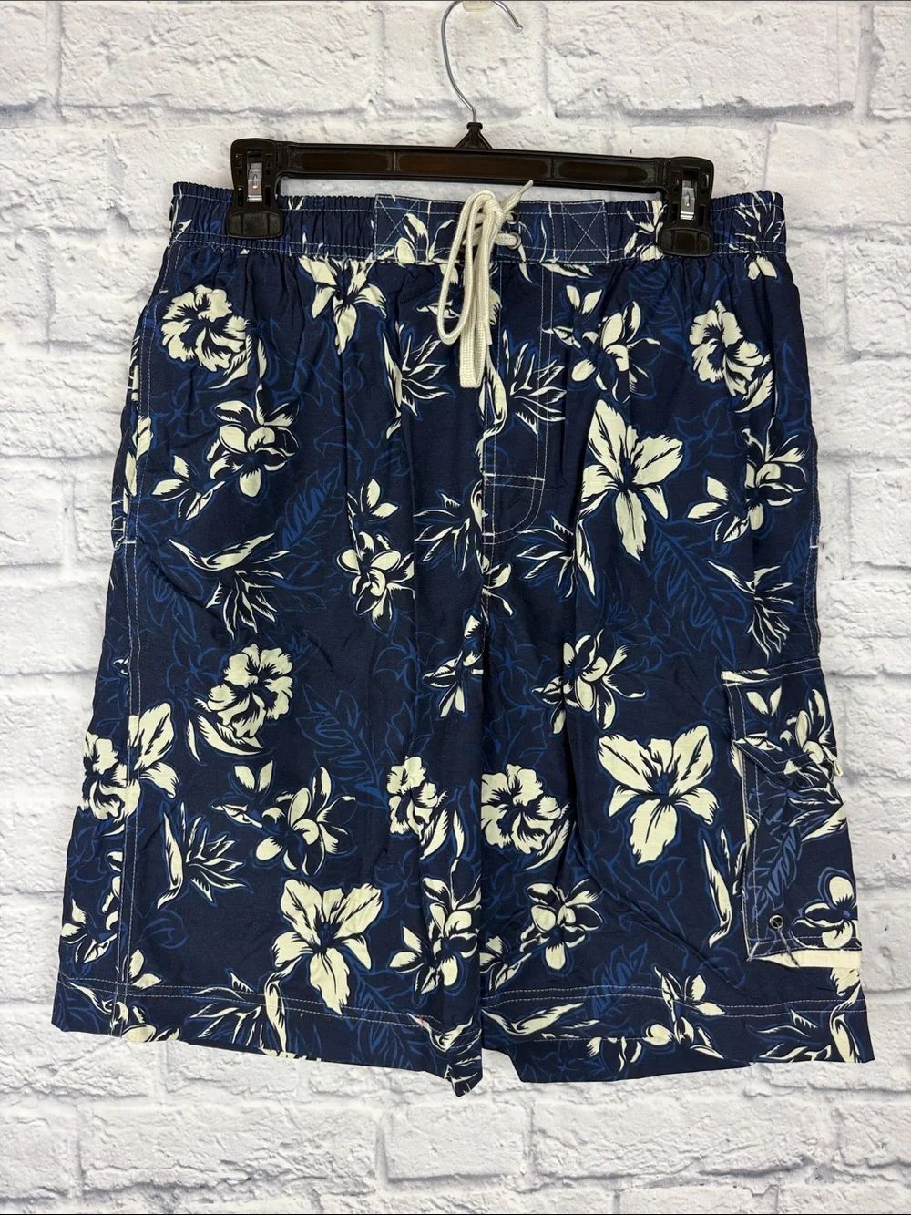 Men's Sonoma Navy Blue Floral Swim Trunks Size Small